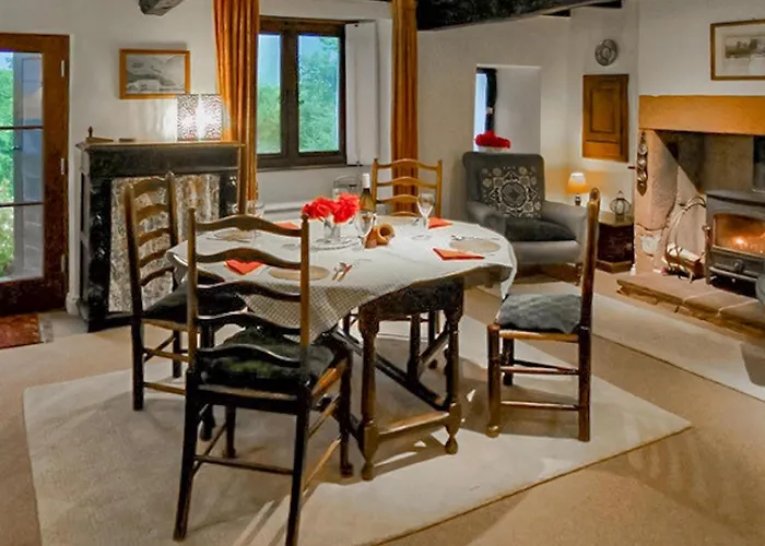 The At Halllin Bank - Uk49040 *