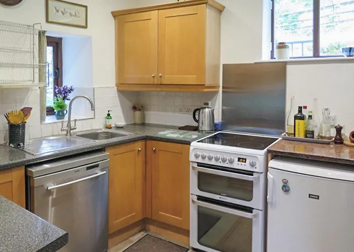 The At Halllin Bank - Uk49040 *